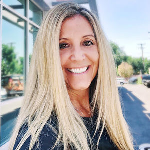 Meet your Posher, Dr. natalie